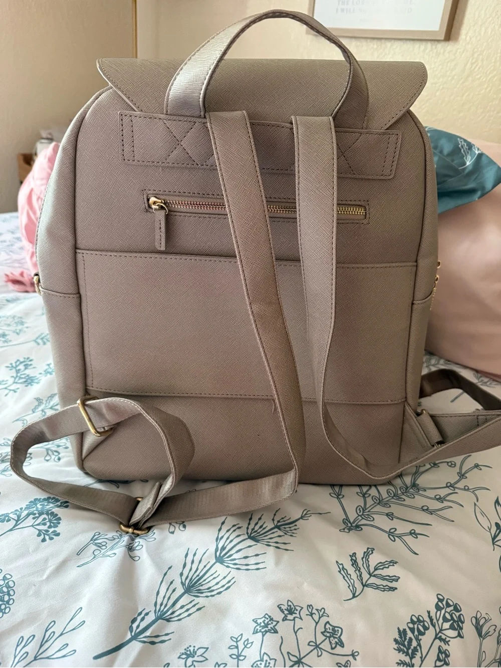 Women's Blush Pink Backpack - Sleek Everyday Carry
